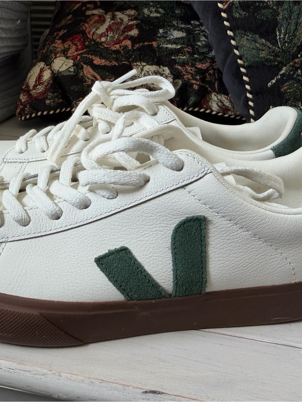 Veja Campo sneakers WHITE/CYPRUS/BARK Women's 9 / Men's 7 size 40